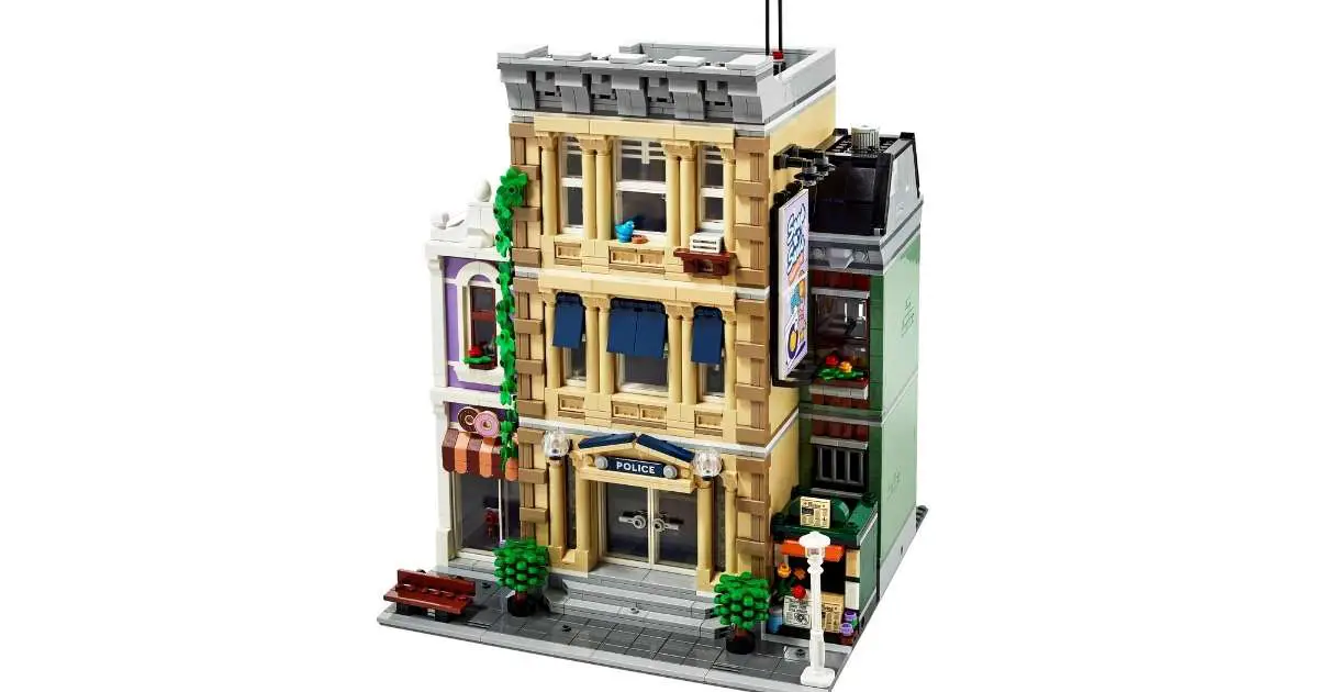 LEGO® Modular Buildings