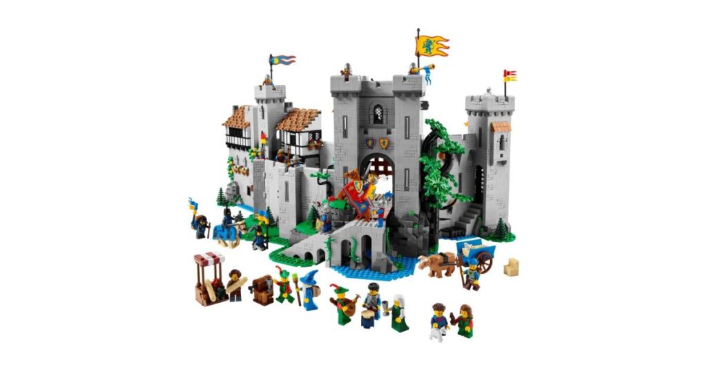 13 Best LEGO Castles Ever Released – Brick Bucks